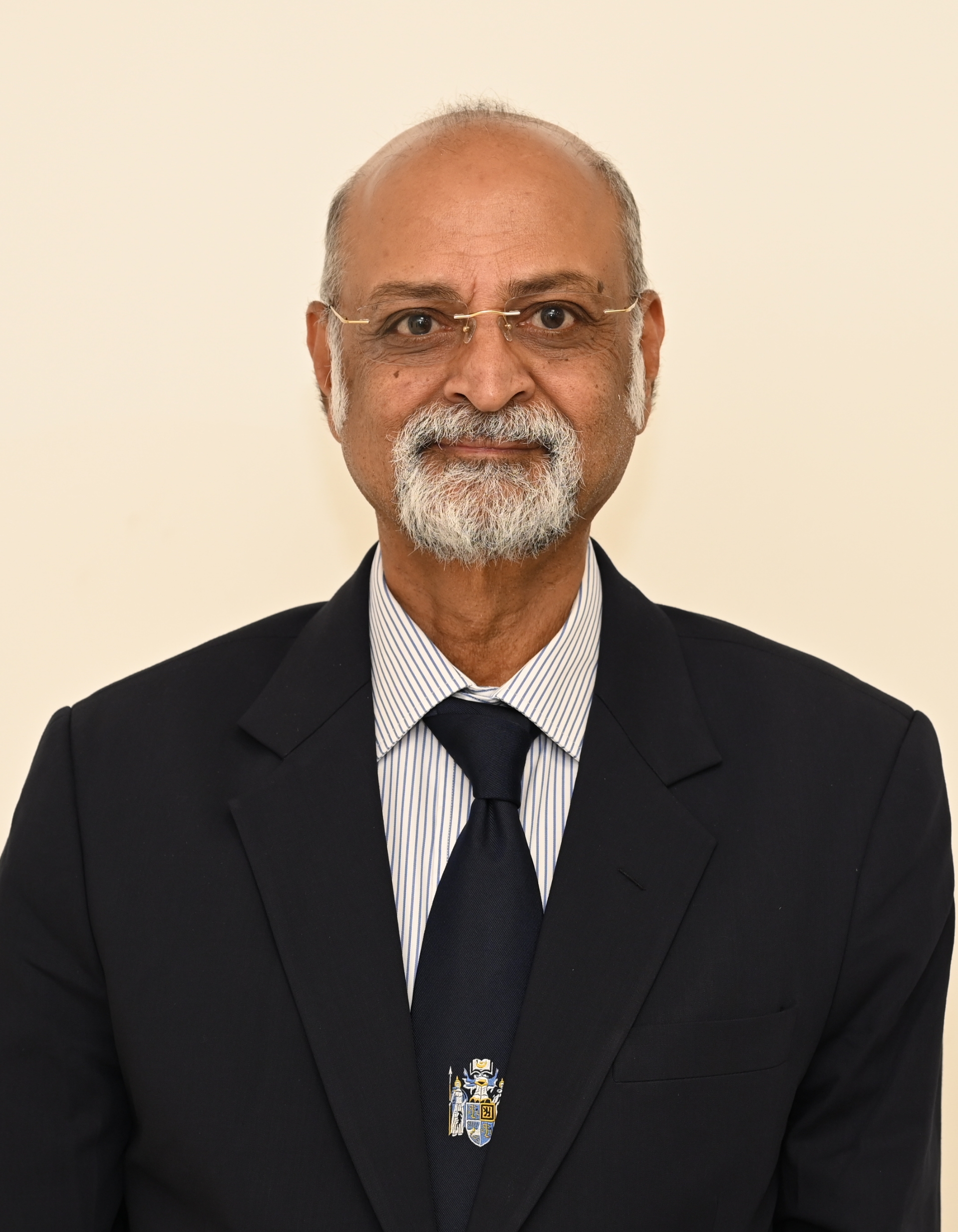Dr Sankaran Sundar MD,DNB(Neph),FRCP(UK)